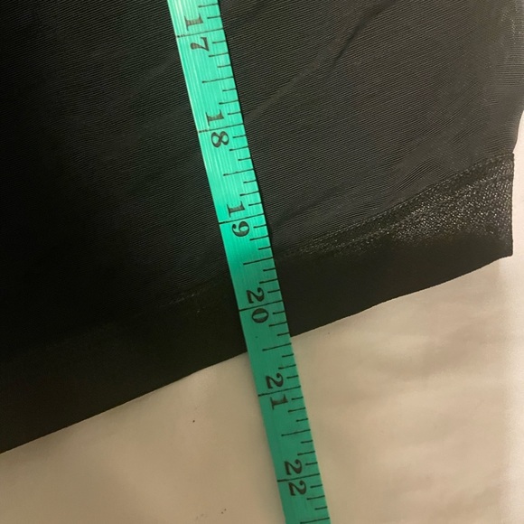 Maidenform shapewear XL black - Picture 4 of 10